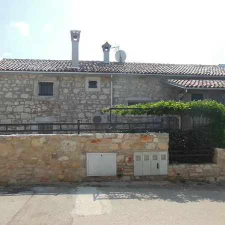 In - Istrien 43260 Holiday home *